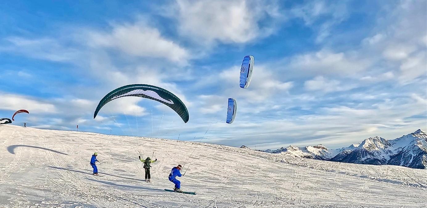 Snowkite