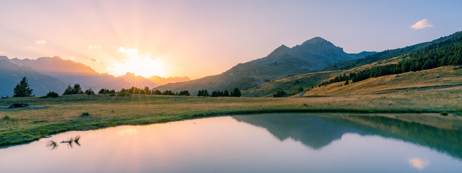 ©ALPES-PHOTOGRAPHIES-lac-lever-de-soleil