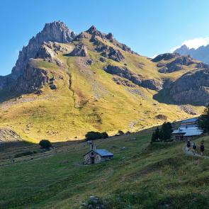 RANDONNEE-ALPE-DU-LAUZET- ADN