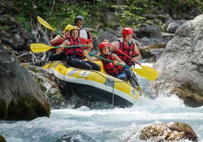 rafting.jpg rafting