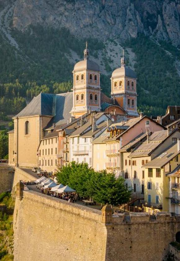 Guided tour : discover Briançon UNESCO and its history_Briançon