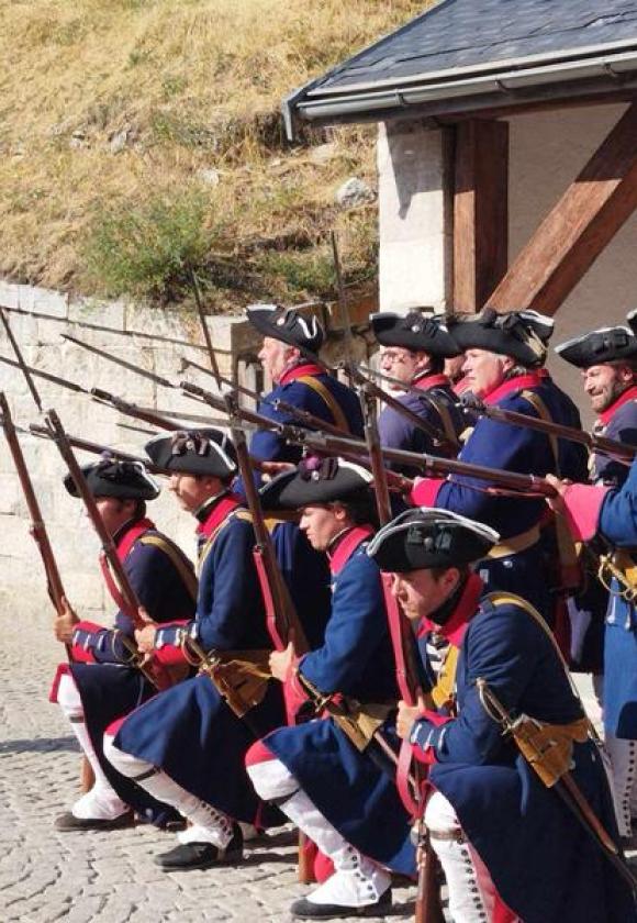 Visite : Cité Vauban en compagnie des Régiments du passé_Briançon