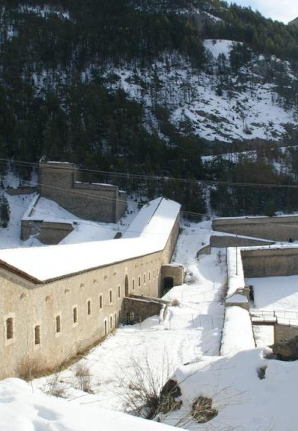 Perspective front ouest, communication Y