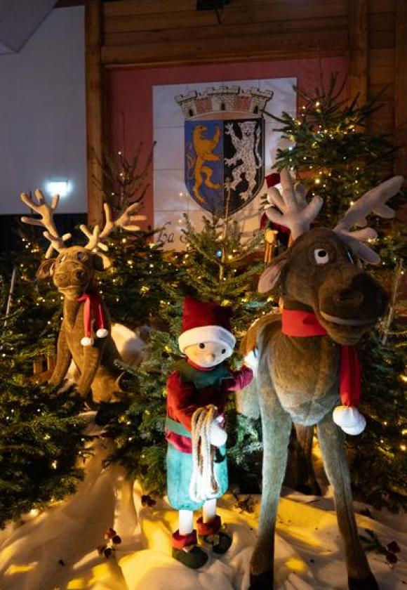 Le monde merveilleux de Noël_La Salle-les-Alpes
