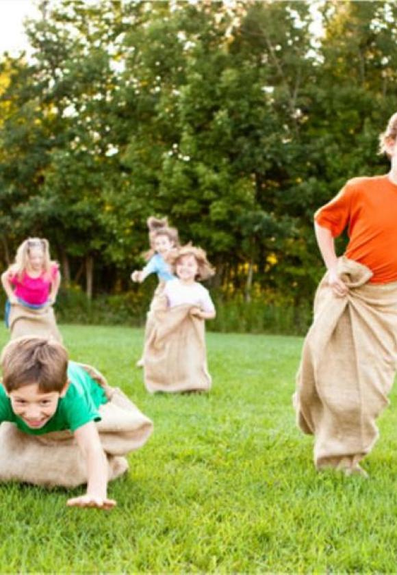 La kermesse de Fifou et Titou_Saint-Chaffrey