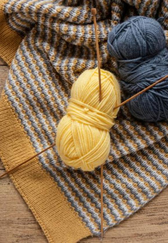 "Rétro Tricot" à la médiathèque_Briançon