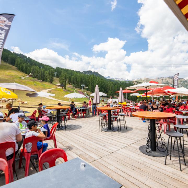 restaurants altitude