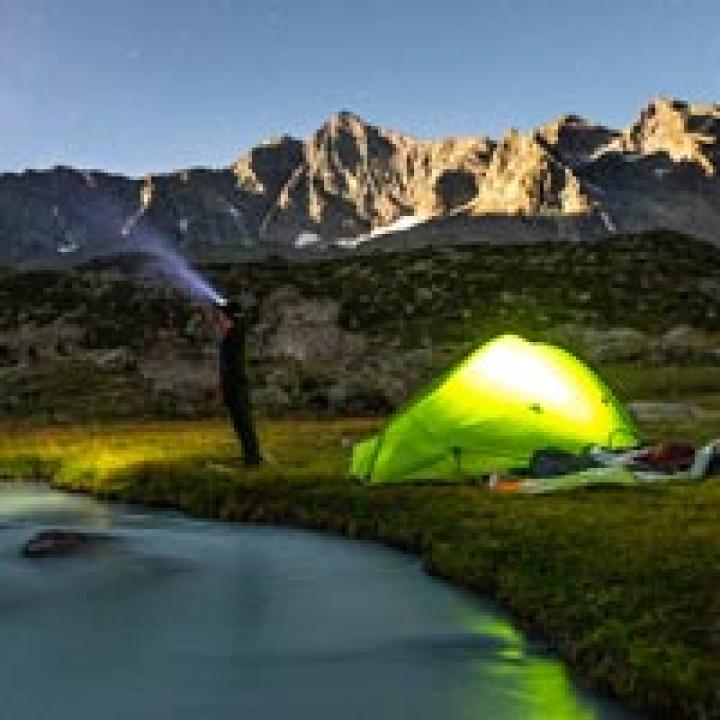 Bivouac lac de montagne à Serre Chevalier