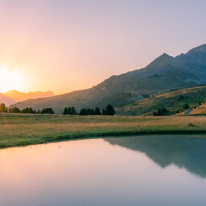 ©ALPES-PHOTOGRAPHIES-lac-lever-de-soleil