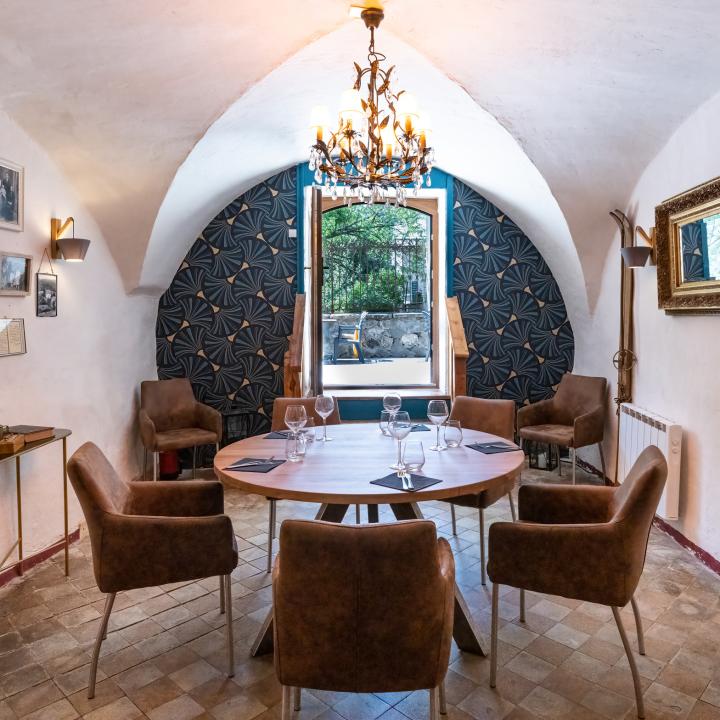 restaurants