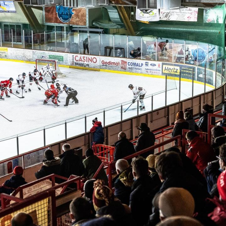 HOCKEY 
