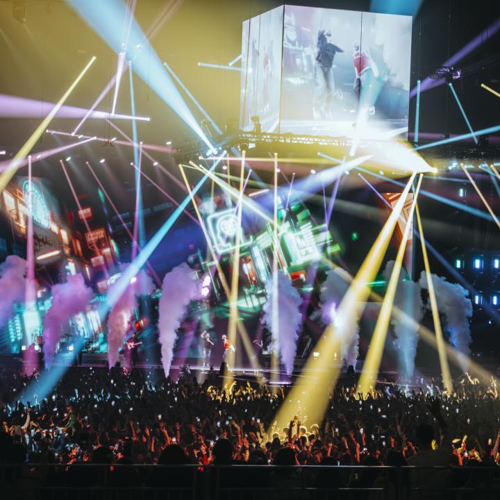 BIGFLOETOLI_PARISLADEFENSEARENA_APOLLINECORNUET