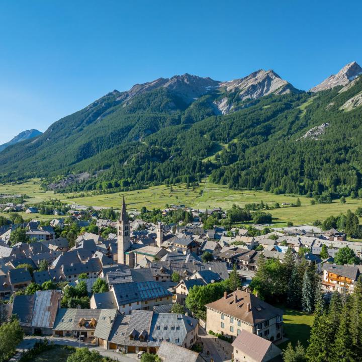 VUE DRONE MONETIER - SERRE CHEVALIER BRIANCON - 1<>