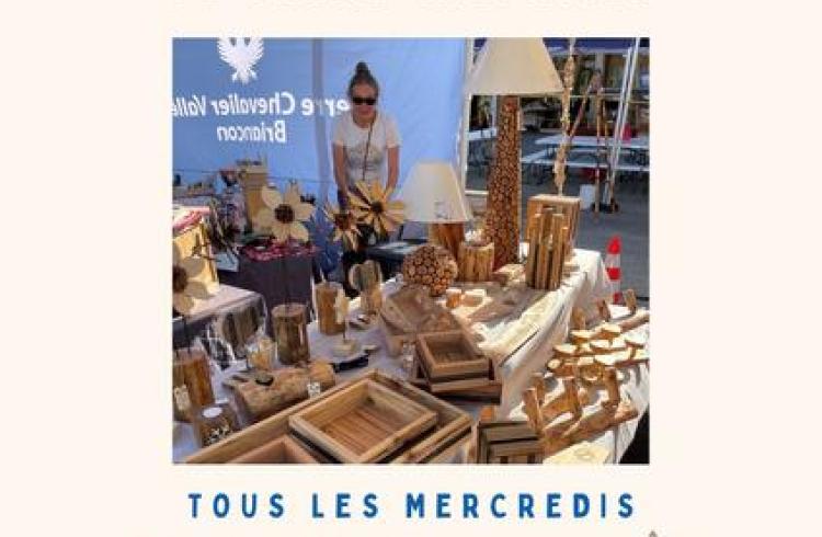 Marché nocturne_Saint-Chaffrey