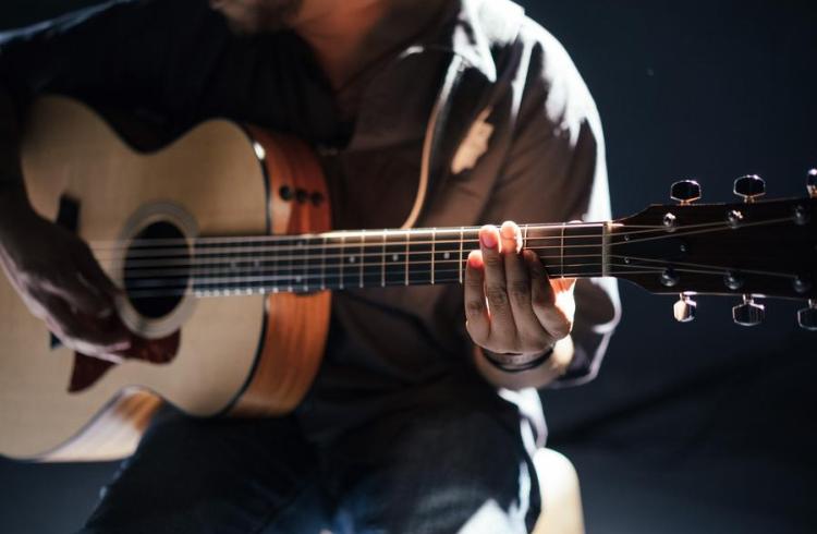 Concert de Charlie Garcia_La Salle-les-Alpes