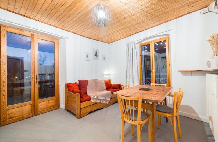 2-pieces-le-verger6-1-salon-serre-chevalier-chantemerle