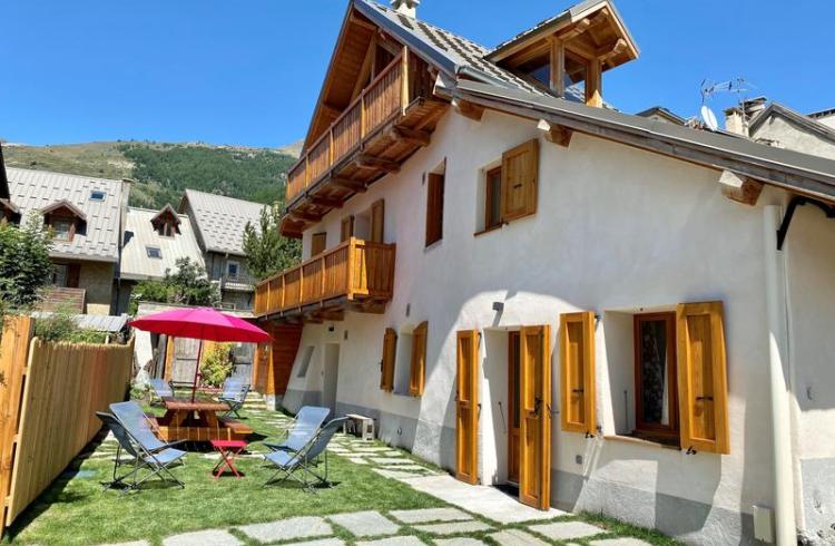 3-pieces-mezzanine-pic-blanc-potie-1-ete-serre-chevalier-monetier