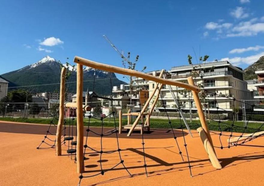 Aire de jeux - Rue Général Colaud_Briançon
