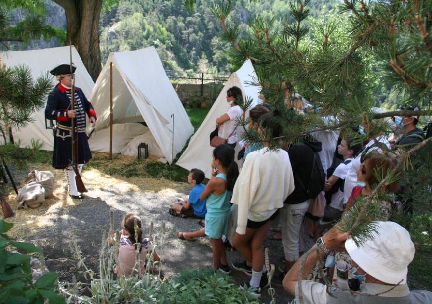 Visite : Cité Vauban en compagnie des Régiments du passé_Briançon