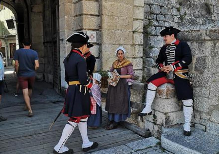 Visite : Cité Vauban en compagnie des Régiments du passé_Briançon
