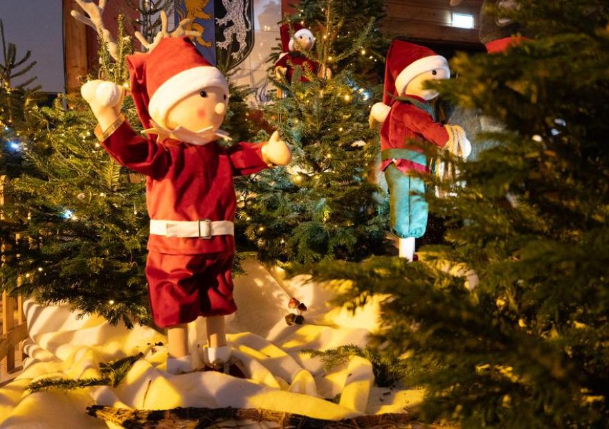 Le monde merveilleux de Noël_La Salle-les-Alpes