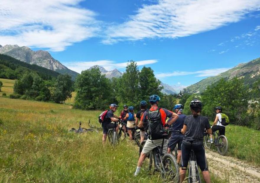 Découverte patrimoine de la vallée en VTT VAE_La Salle-les-Alpes