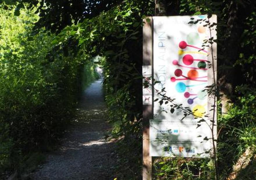 Entrée du jardin alpin de Gap-Charance et lieu de rendez-vous
