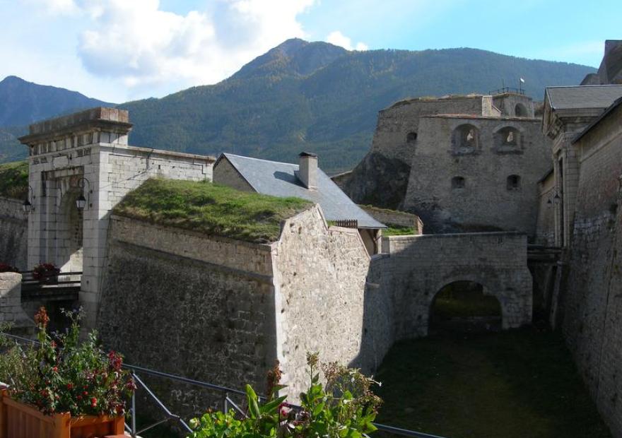 Avant-porte de Pignerol