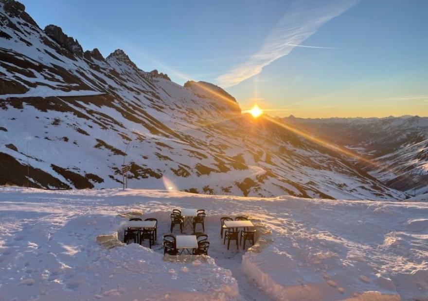 Refuge au col du Galibier