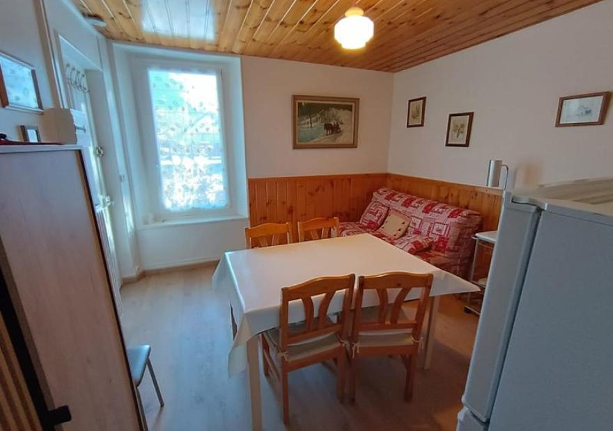 2-pieces-dumonc-6-cuisine-serre-chevalier-briancon