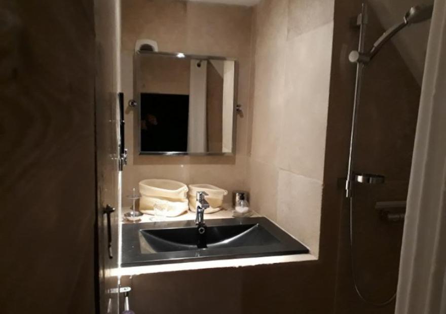 4-pieces-la-terrasse-gad-salle-eau-chambre2-serre-chevalier-villeneuve