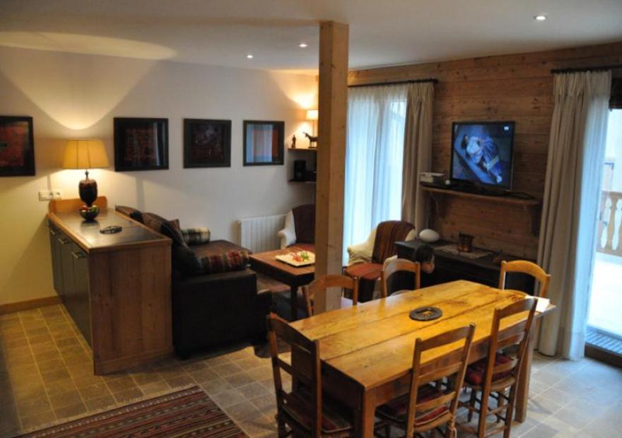 4-pieces-la-terrasse-gad-salon1-serre-chevalier-villeneuve