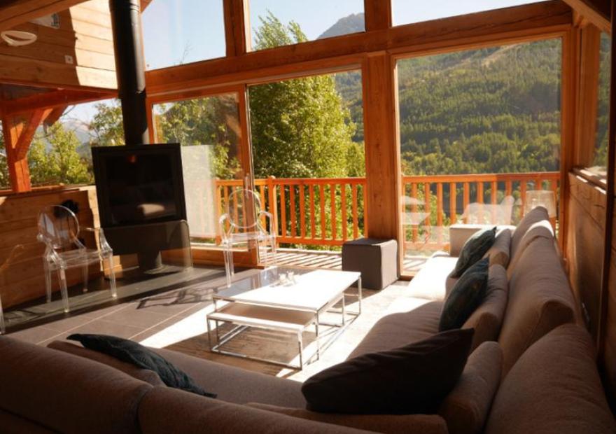 chalet-wanaka-ost-4-salon-serre-chevalier-villeneuve