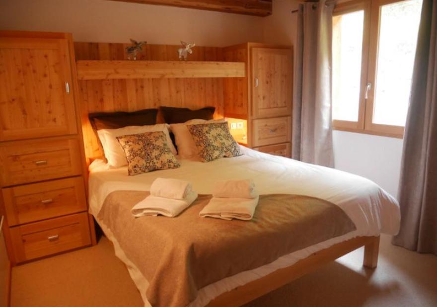 chalet-wanaka-ost-chambre-double-4-serre-chevalier-villeneuve