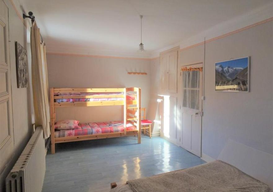 3-pieces-arn-chambre-lits-superposes-lit-double-serre-chevalier-chantemerle