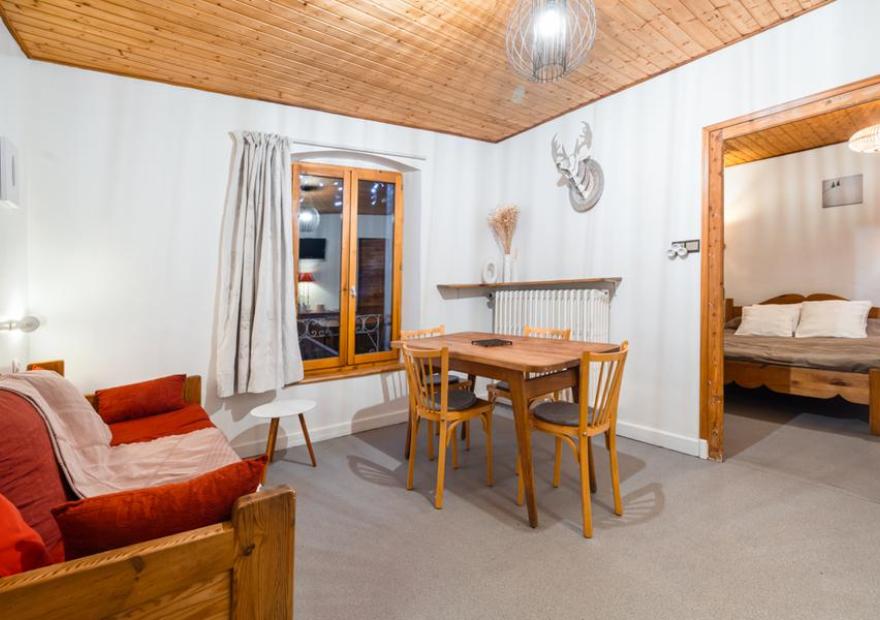 2-pieces-le-verger6-2-salon-serre-chevalier-chantemerle