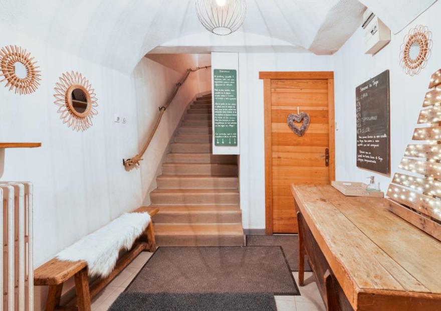 studio-le-verger5-8-entree-serre-chevalier-chantemerle