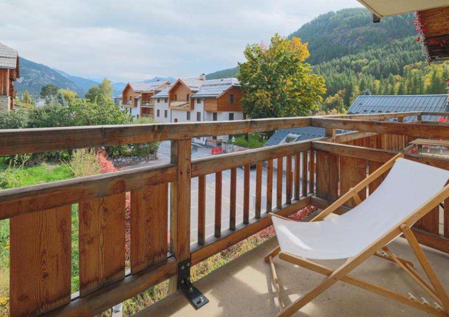 3-pieces-le-verger4-5-balcon-serre-chevalier-chantemerle