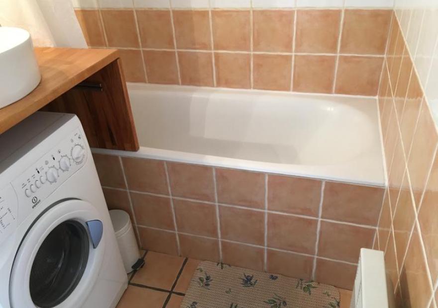 studio-cabine-aigle-noir-jan-5-salle-de-bain-serre-chevalier-villeneuve