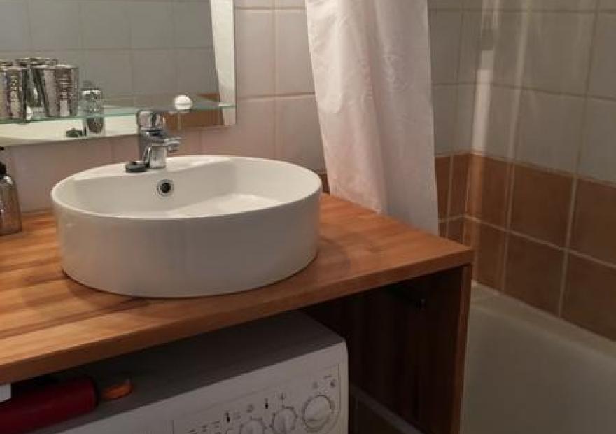 studio-cabine-aigle-noir-jan-salle-de-bain-serre-chevalier-villeneuve