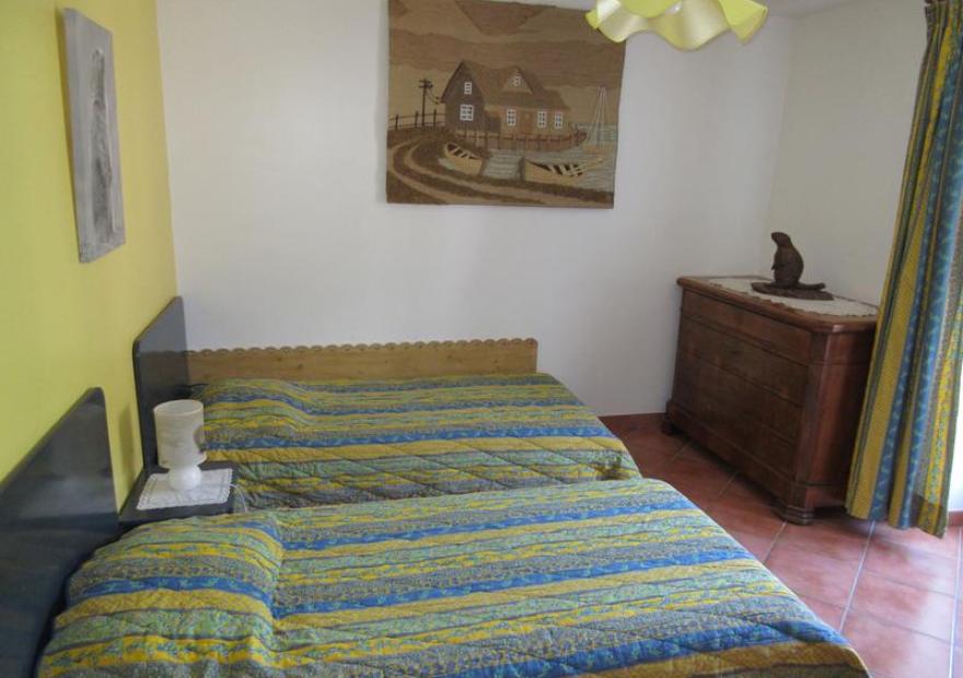 4-pieces-guey-chambre-lits-simples-serre-chevalier-villeneuve