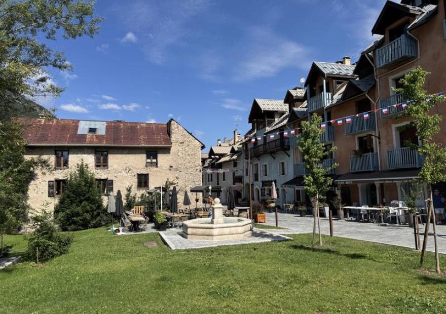 4-pieces-guey-3-place-devant-appartement-serre-chevalier-villeneuve