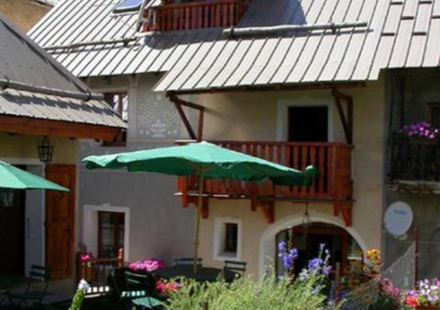 4-pieces-maison-vallon-jardin1-serre-chevalier-villeneuve