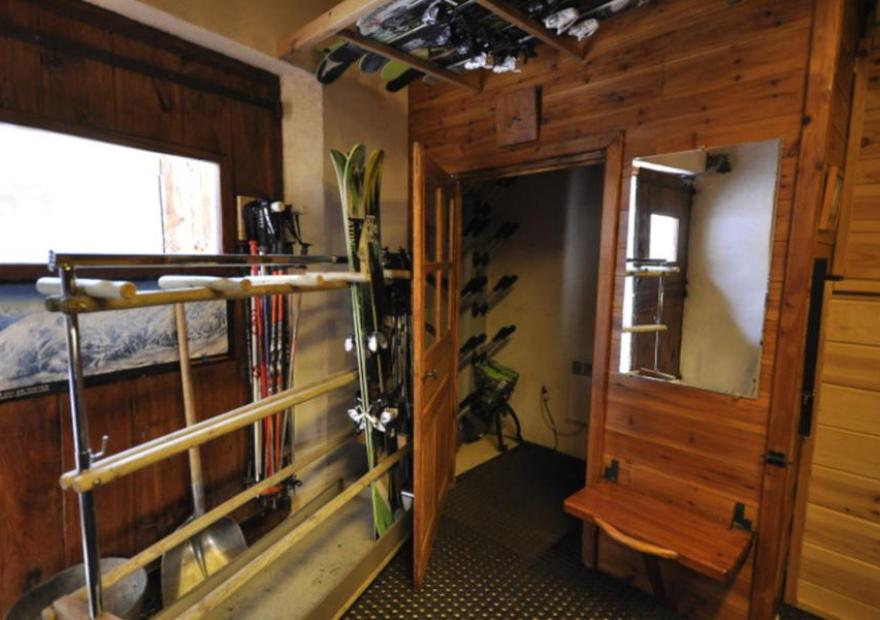 4-pieces-maison-vallon-local-skis-serre-chevalier-villeneuve