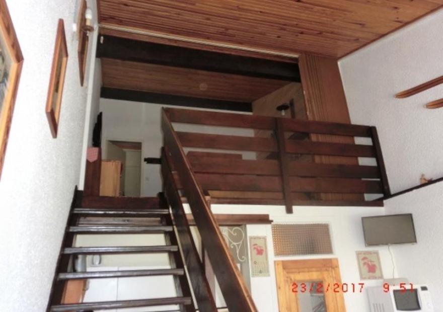 2-pieces-cabine-val-st-bernard-thie-7-mezzanine-serre-chevalier-chantemerle