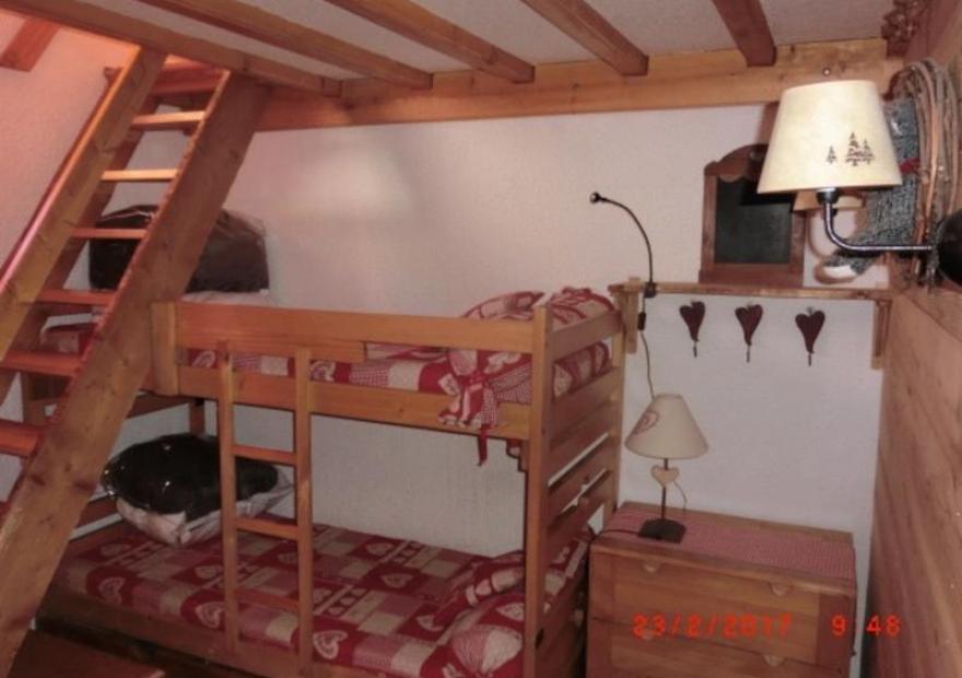 2-pieces-cabine-val-st-bernard-thie-9-lits-superposes-serre-chevalier-chantemerle