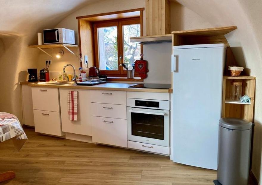 3-pieces-mezzanine-pic-blanc-potie-7-cuisine-serre-chevalier-monetier