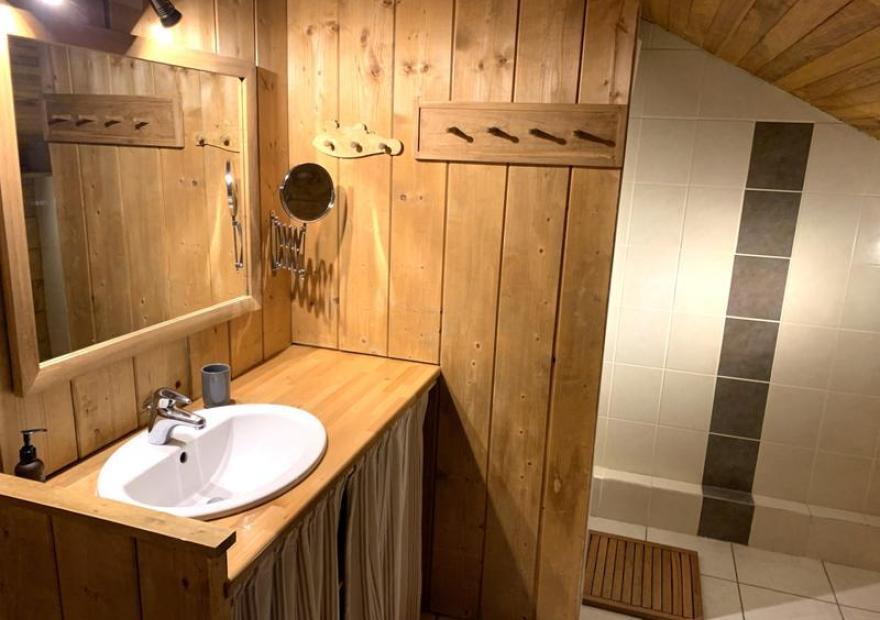 chalet-le-mont-milo-9-salle-eau-serre-chevalier-briancon
