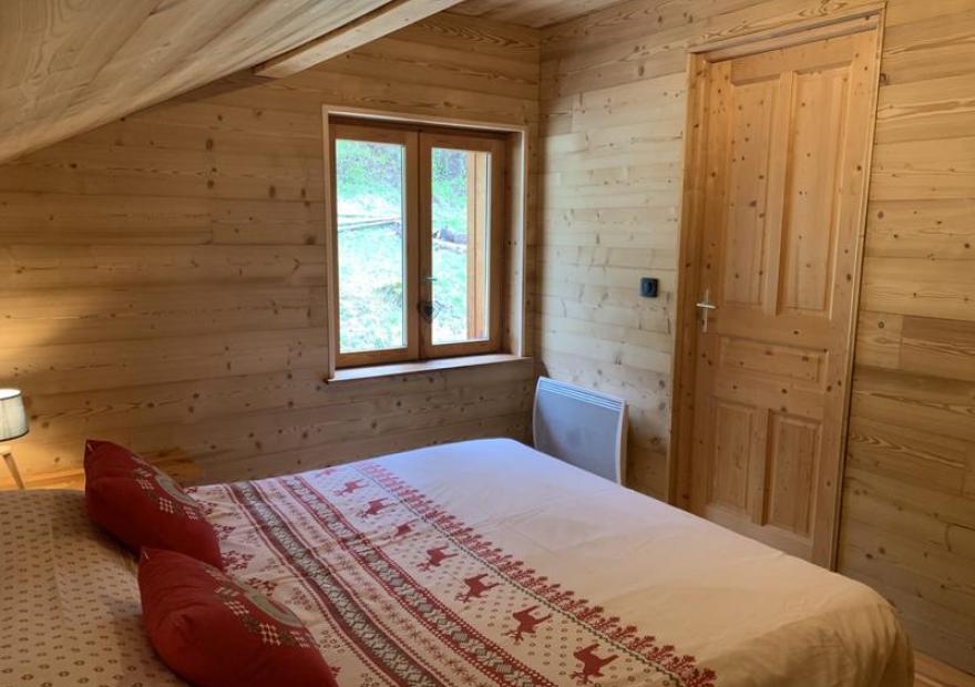 chalet-le-mont-milo-chambre-double-3-serre-chevalier-briancon