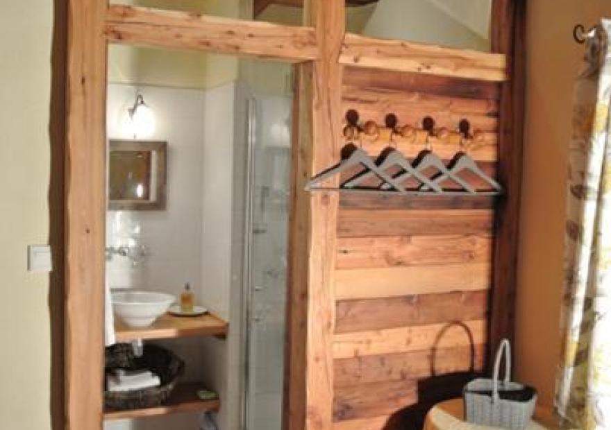 maison-de-grand-mere-salle-eau-cri-gui-serre-chevalier-monetier